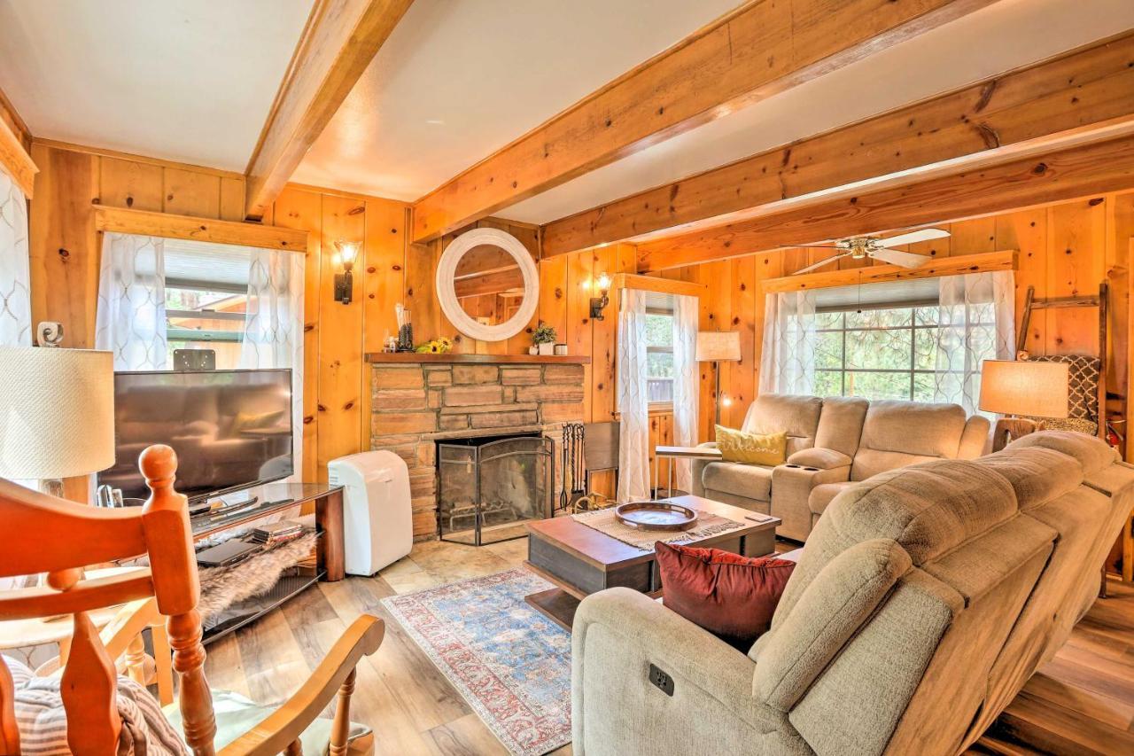 Wrightwood Cabin With Cozy Interior! Exterior photo