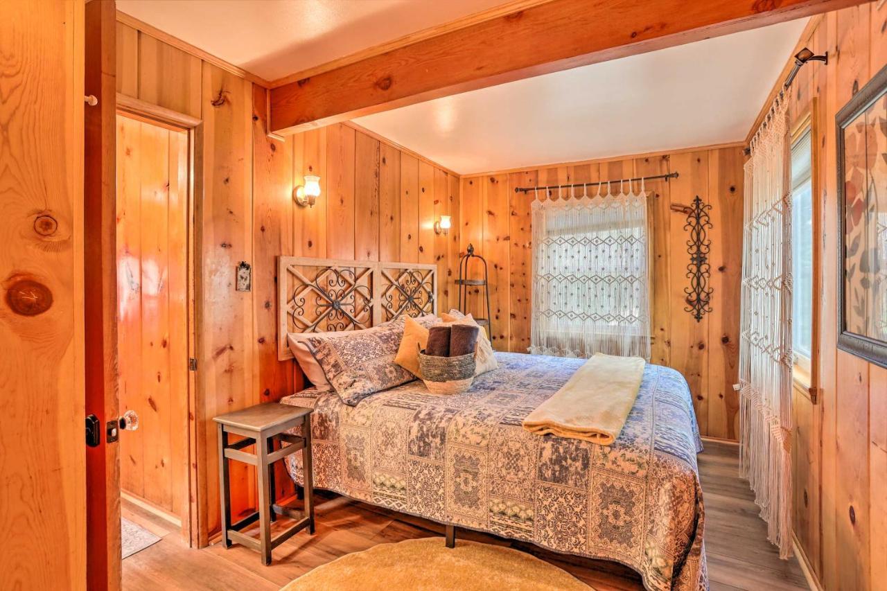 Wrightwood Cabin With Cozy Interior! Exterior photo